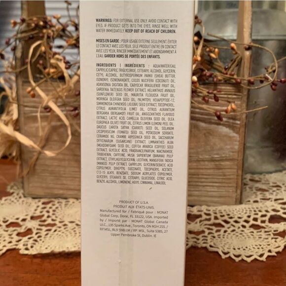 Monat Body Care -Exfoliate & Refine polish  Volcanic Pumice & Superfruits - Picture 5 of 6